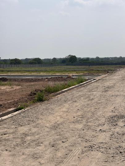 Karamadai Main Image 1
