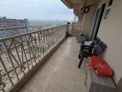 Balcony Image of 623 Sq.ft 2 BHK Apartment / Flat for rent in Gaur City 7th Avenue, Noida Extension Greater Noida for Rs. 32000