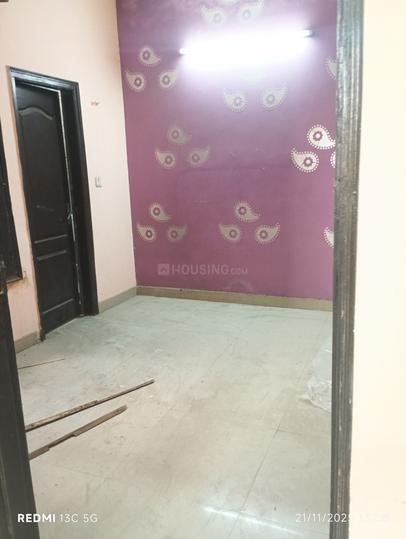 Nawada Village, Sector 49 Main Image 1