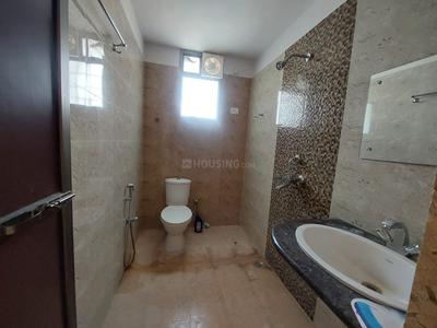 Bathroom Image of 1700 Sq.ft 3 BHK Apartment / Flat for rent in Piska More Ranchi for Rs. 30000