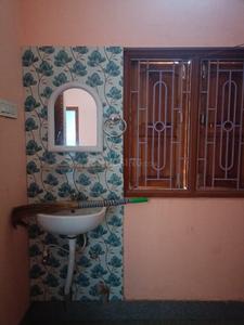 Bathroom Image of 1000 Sq.ft 1 RK Independent House for rent in Ranihat Colony Cuttack for Rs. 6000