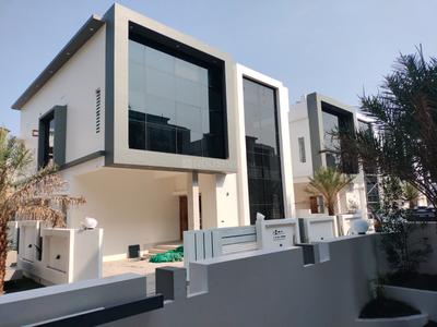 Image of 2000 Sq.ft 3 BHK Independent House for sale in Vyttila, Kochi for Rs. 18000000