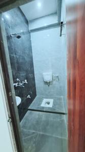 Bathroom Image of 1500 Sq.ft 3 BHK Builder Floor for rent in Anam Estate, Juggaur Lucknow for Rs. 10000