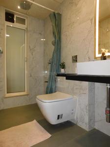 Bathroom Image of 900 Sq.ft 2 BHK Apartment / Flat for rent in Kukreja Golfscappe, Chembur Mumbai for Rs. 78000