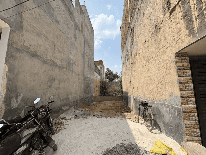 New Palam Vihar Phase 1 Main Image 1