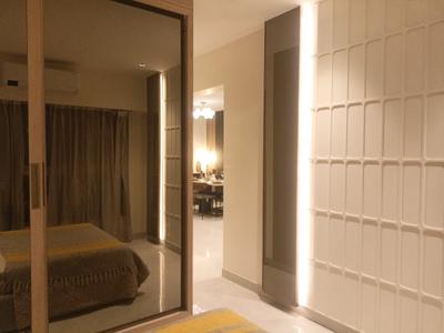 Bedroom Image of 817 Sq.ft 2 BHK Apartment / Flat for rent in Mayfair The View, Vikhroli West Mumbai for Rs. 60000