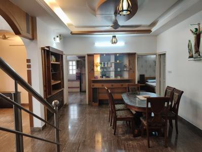 Living Room Image of 4000 Sq.ft 5 BHK Independent House for rent in Kadri Mangalore for Rs. 120000
