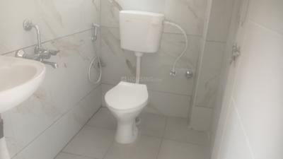 Bathroom Image of 460 Sq.ft 1 BHK Builder Floor for rent in Adugodi Bengaluru for Rs. 27000