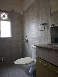 Common Bathroom Image of 1070 Sq.ft 2.5 BHK Apartment / Flat for sale in Paras Tierea, Sector 137 Noida for Rs. 8700000