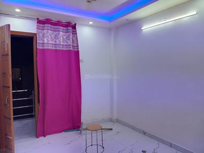 Bedroom Image of 950 Sq.ft 3 BHK Builder Floor for rent in Khirki Extension New Delhi for Rs. 26500