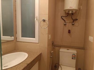 Image of 1300 Sq.ft 3 BHK Apartment / Flat for sale in Emaar Emerald Estate, Sector 65, Gurgaon for Rs. 23500000
