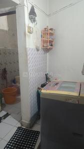 Bathroom Image of 1350 Sq.ft 1 RK Independent House for rent in Hauz Khas New Delhi for Rs. 35000