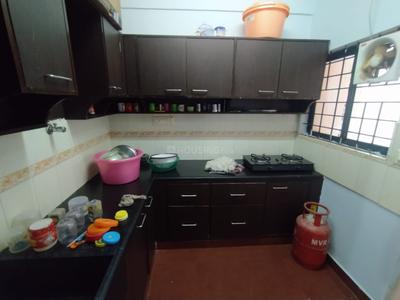 Kitchen Image of 1000 Sq.ft 2 BHK Apartment / Flat for rent in Cosmos Villa, Banaswadi Bengaluru for Rs. 30000