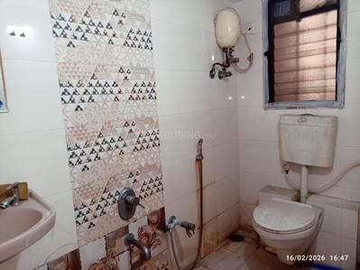 Bathroom Image of 900 Sq.ft 2 BHK Apartment / Flat for rent in Gala Pride Park, Thane West Thane for Rs. 38000