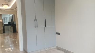 Bedroom Image of 1125 Sq.ft 3 BHK Builder Floor for sale in Vivek Vihar New Delhi for Rs. 24000000