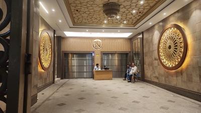 Living Room Image of 874 Sq.ft 2 BHK Apartment / Flat for rent in Bismillah Castle, Nagpada Mumbai for Rs. 75000