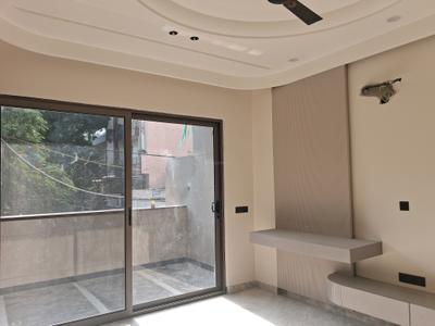 Bedroom Image of 1800 Sq.ft 3 BHK Builder Floor for rent in Paschim Vihar New Delhi for Rs. 75000