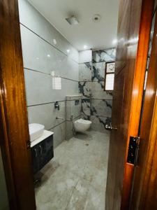 Bathroom Image of 1650 Sq.ft 3 BHK Builder Floor for sale in Sector 7 Gurgaon for Rs. 25500000