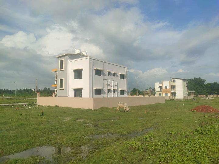 Hatisala, New Town Main Image 1