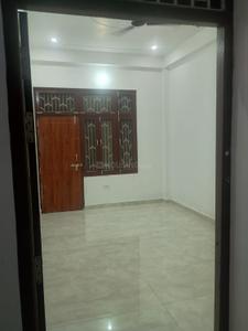 Bedroom Image of 2310 Sq.ft 3 BHK Builder Floor for rent in Sultanpur Road Lucknow for Rs. 20000