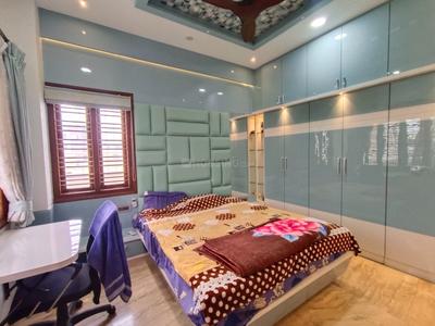 Bedroom Image of 3000 Sq.ft 4 BHK Independent House for rent in Devinagar Bengaluru for Rs. 90000