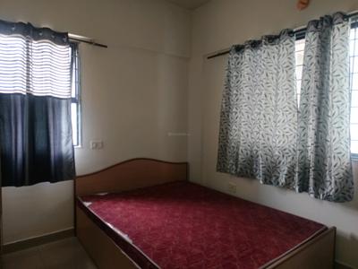 Bedroom Image of 1050 Sq.ft 2 BHK Apartment / Flat for rent in Magarpatta Iris, Magarpatta City Pune for Rs. 38000
