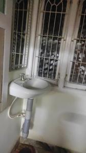 Bathroom Image of 400 Sq.ft 1 BHK Apartment / Flat for rent in S Alangulam Madurai for Rs. 7500