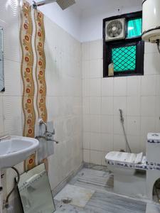 Common Bathroom Image of 720 Sq.ft 2 BHK Apartment / Flat for sale in Dwarka Mor New Delhi for Rs. 4500000