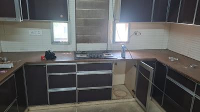 Kitchen Image of 1850 Sq.ft 3 BHK Builder Floor for rent in Model Town New Delhi for Rs. 45000