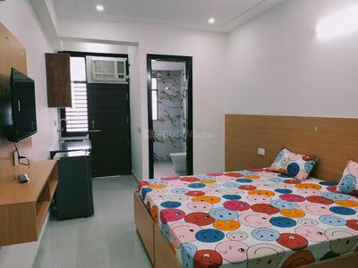 Bedroom Image of WORKING PROFESSIONAL PG NEAR VATIKA CHOWK in Sector 69, Gurgaon