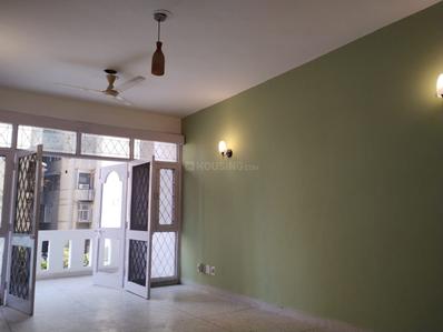 Hall Image of 1475 Sq.ft 3 BHK Apartment / Flat for rent in Supreme Enclave, Mayur Vihar Phase 1 New Delhi for Rs. 48000