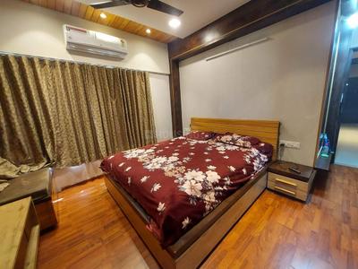 Bedroom Image of 1350 Sq.ft 2.5 BHK Apartment / Flat for rent in Adani The Meadows, Shantigram Ahmedabad for Rs. 45000