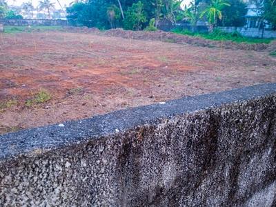 Image of 22650 Sq.ft Residential Plot / Land for sale in Aluva, Kochi for Rs. 41600000