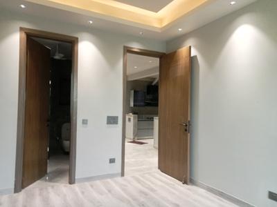 Bedroom Image of 2250 Sq.ft 3 BHK Builder Floor for sale in Kailash Colony New Delhi for Rs. 85000000