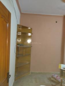 Bedroom Image of 550 Sq.ft 2 BHK Builder Floor for sale in Laxmi Nagar New Delhi for Rs. 3500000