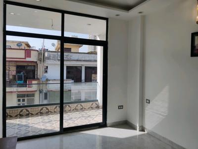 Bedroom Image of 1430 Sq.ft 3 BHK Builder Floor for sale in Vaishali Ghaziabad for Rs. 17500000