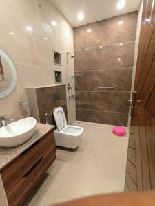 Image of 2500 Sq.ft 2.5 BHK Builder Floor for rent in Sector 108, Noida for Rs. 55000
