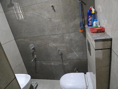 Bathroom Image of 950 Sq.ft 2 BHK Apartment / Flat for sale in Vaishali Ghaziabad for Rs. 7000000