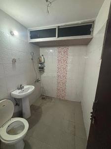 Bathroom Image of 1100 Sq.ft 2.5 BHK Independent House for rent in Duhai Ghaziabad for Rs. 27000