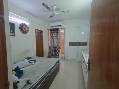 Bedroom Image of 1425 Sq.ft 3 BHK Apartment / Flat for rent in Sam Palm Olympia, Noida Extension Greater Noida for Rs. 30000