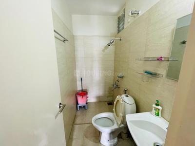 Bathroom Image of 1264 Sq.ft 2 BHK Apartment / Flat for rent in Godrej Garden City, Jagatpur Ahmedabad for Rs. 30000