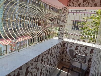Balcony Image of 900 Sq.ft 2 BHK Builder Floor for rent in Kalikapur, EM Bypass Kolkata for Rs. 28000
