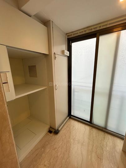 Khar West Bedroom 1