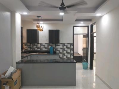 Living Room Image of 1050 Sq.ft 3 BHK Builder Floor for sale in Mayur Vihar Phase 1 New Delhi for Rs. 7000000