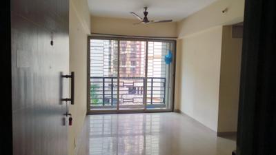 Living Room Image of 680 Sq.ft 1 BHK Apartment / Flat for rent in Platinum Avior, Kalamboli Navi Mumbai for Rs. 20000