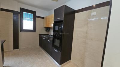 Kitchen Image of 3200 Sq.ft 4 BHK Builder Floor for rent in Vasant Vihar New Delhi for Rs. 250000