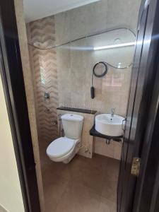 Bathroom Image of 1292 Sq.ft 2.5 BHK Apartment / Flat for rent in Panjim Goa for Rs. 40000