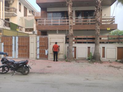 Image of 350 Sq.ft Residential Plot / Land for sale in Sector 46, Faridabad for Rs. 85000000