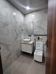 Image of 1710 Sq.ft 3 BHK Builder Floor for rent in Anand Vihar, New Delhi for Rs. 70000
