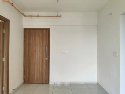 Living Room Image of 630 Sq.ft 2 BHK Apartment / Flat for rent in Godrej Upavan, Bhiwandi Thane for Rs. 17000